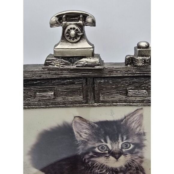 Figi Studio Vintage 2001 Desk Theme Picture Photo Frame ~ Metal 3D 5x4 - Picture 3 of 10